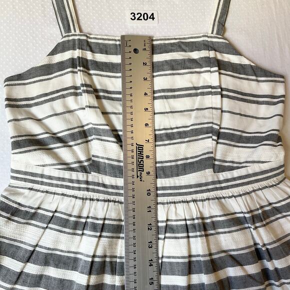 LOFT Outlet Women KneeLength Dress size M White Gray Striped Sleeveless A-line - Picture 6 of 12